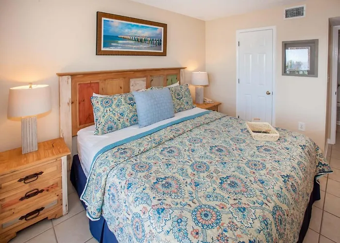 Apartment Surfside Shores 1302
